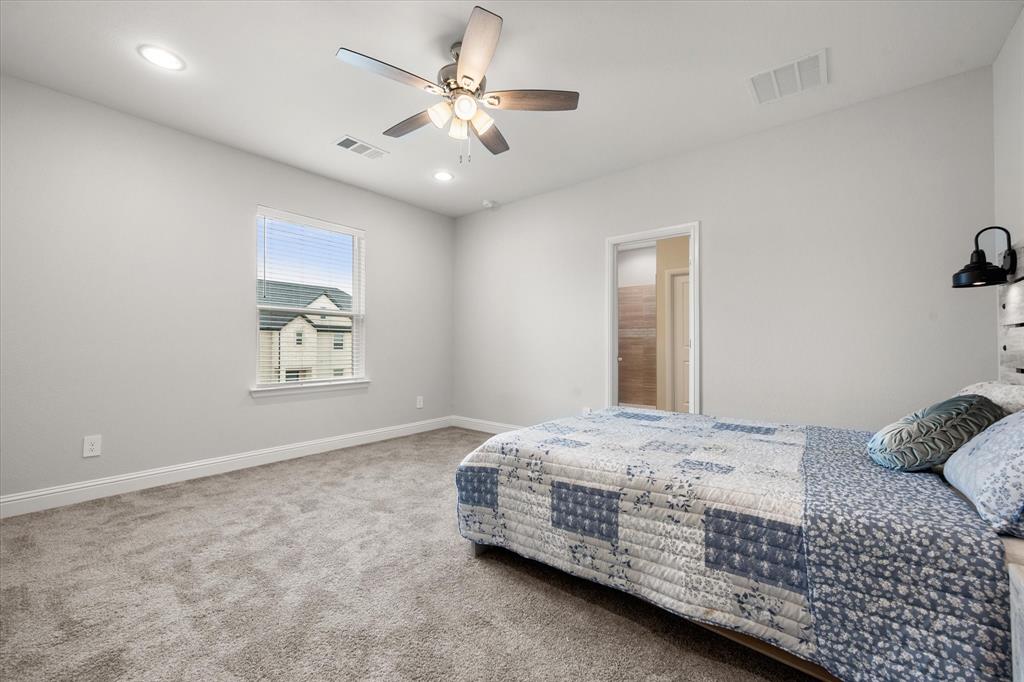 2333 Spring Park Boulevard Property Photo 22