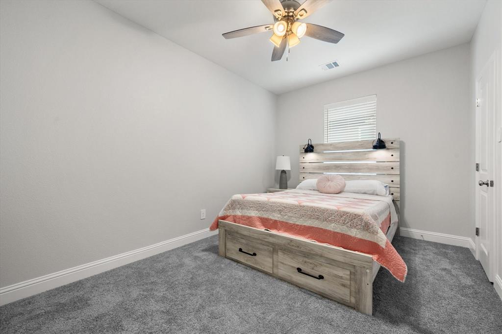 2333 Spring Park Boulevard Property Photo 25