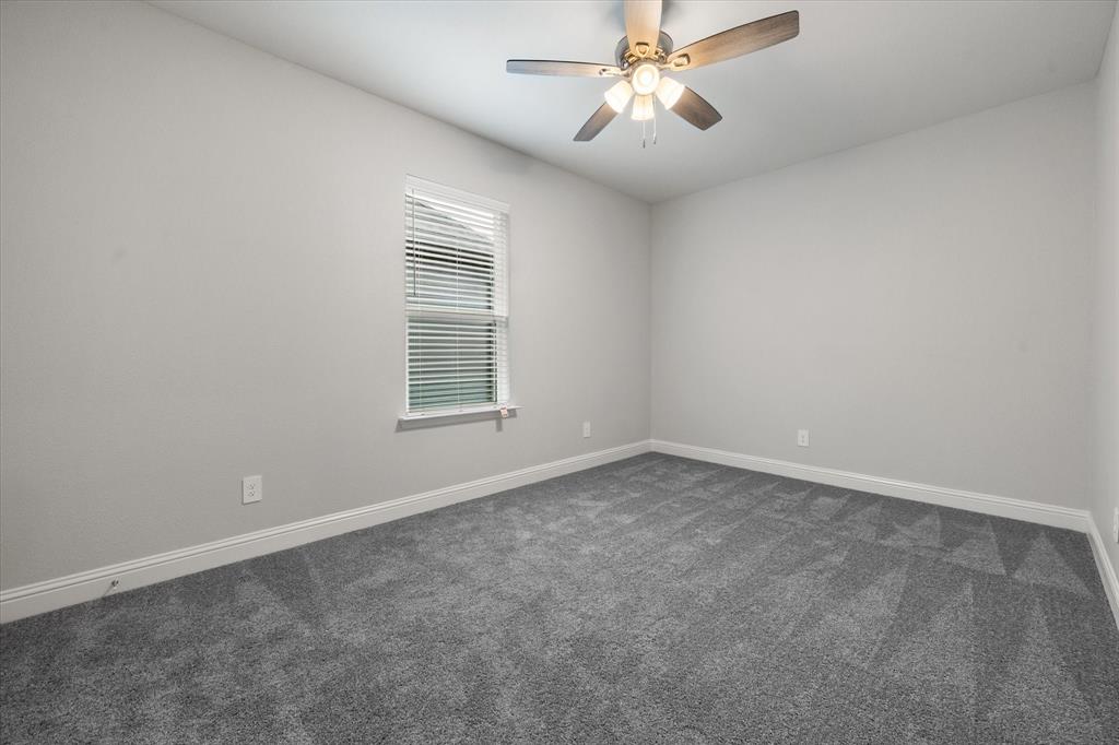 2333 Spring Park Boulevard Property Photo 29