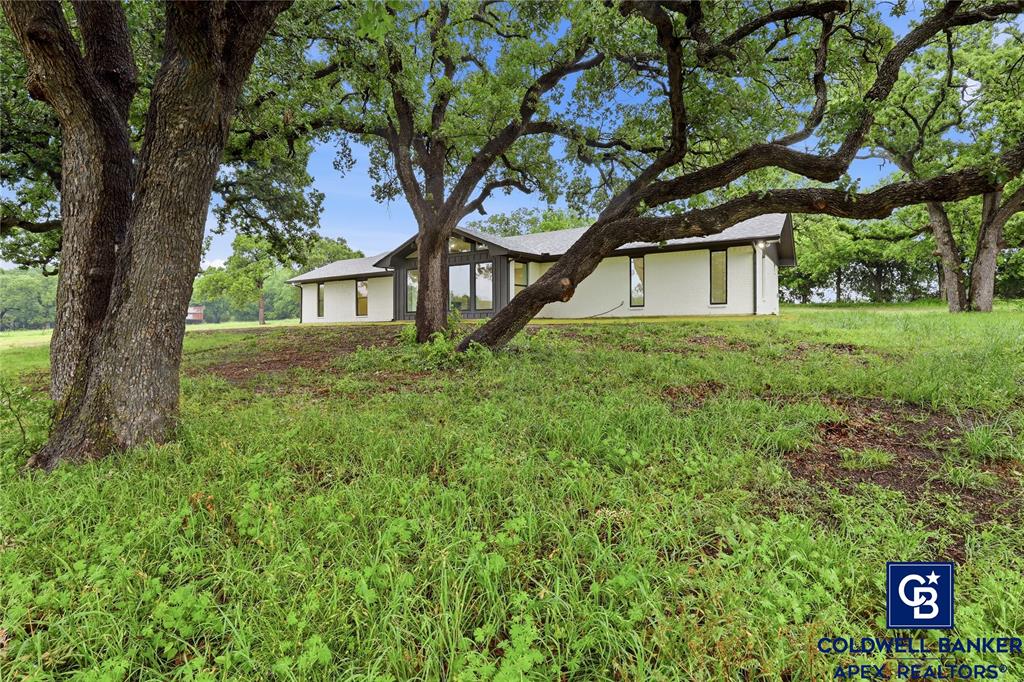 11458 State Highway 171 Property Photo 1