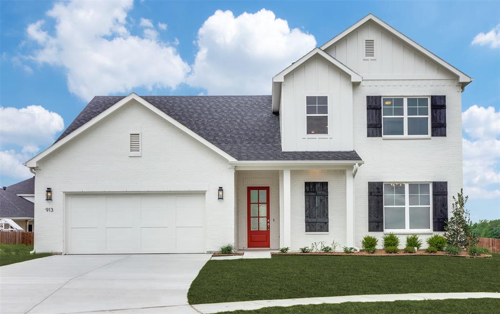 913 Triple Crown Court Property Photo 1