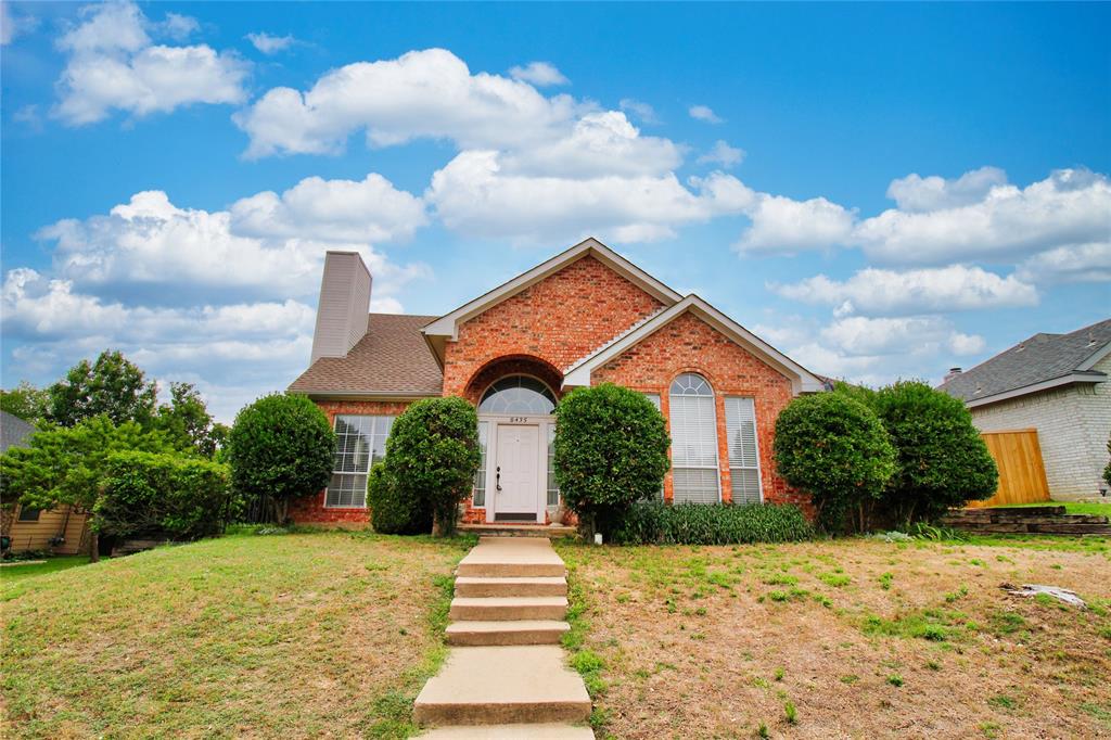 8435 Creekside Circle Property Photo 1