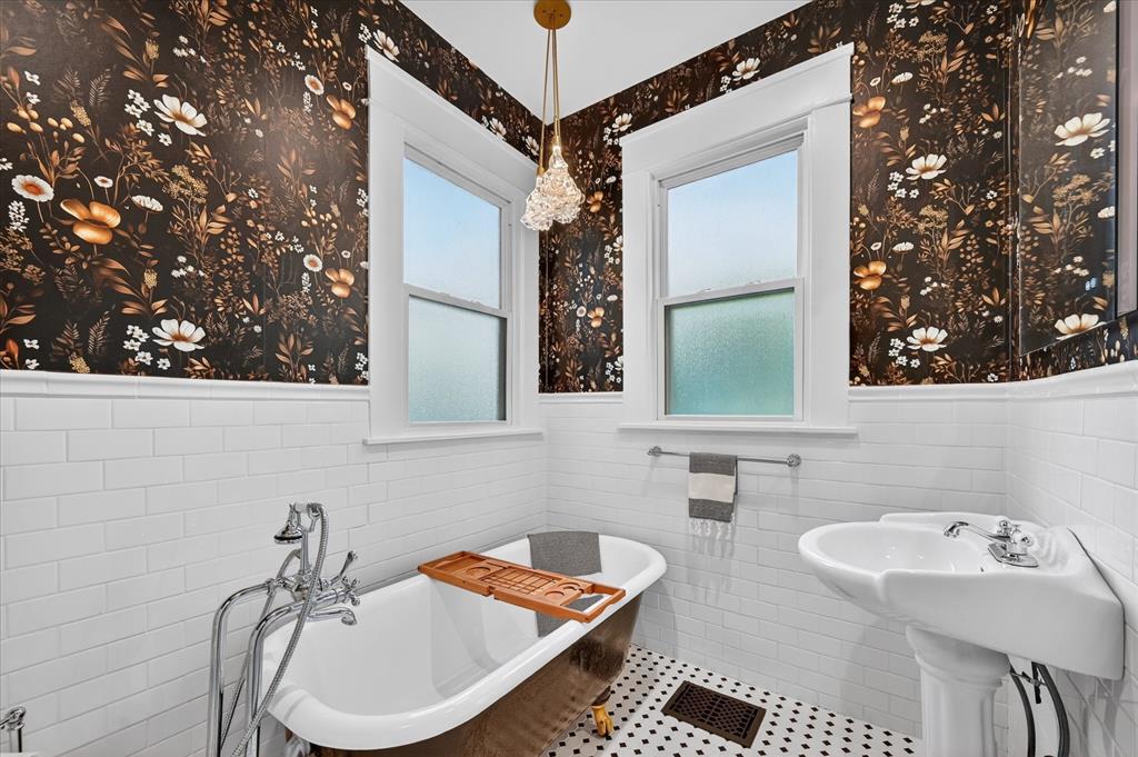 802 Haines Avenue Property Photo 13