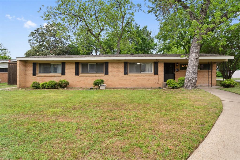 717 Van Horn Drive Property Photo 3