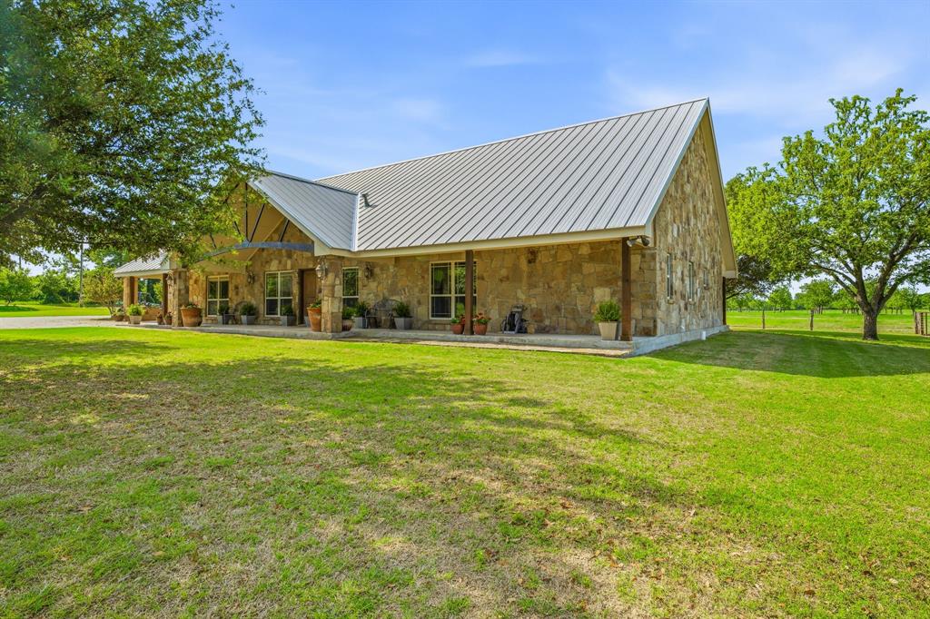 2548 Fm 1496 Property Photo 2