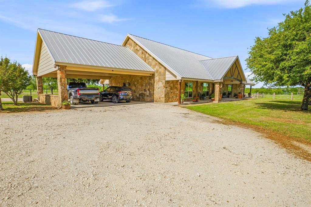 2548 Fm 1496 Property Photo 3