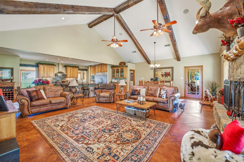 2548 Fm 1496 Property Photo 6