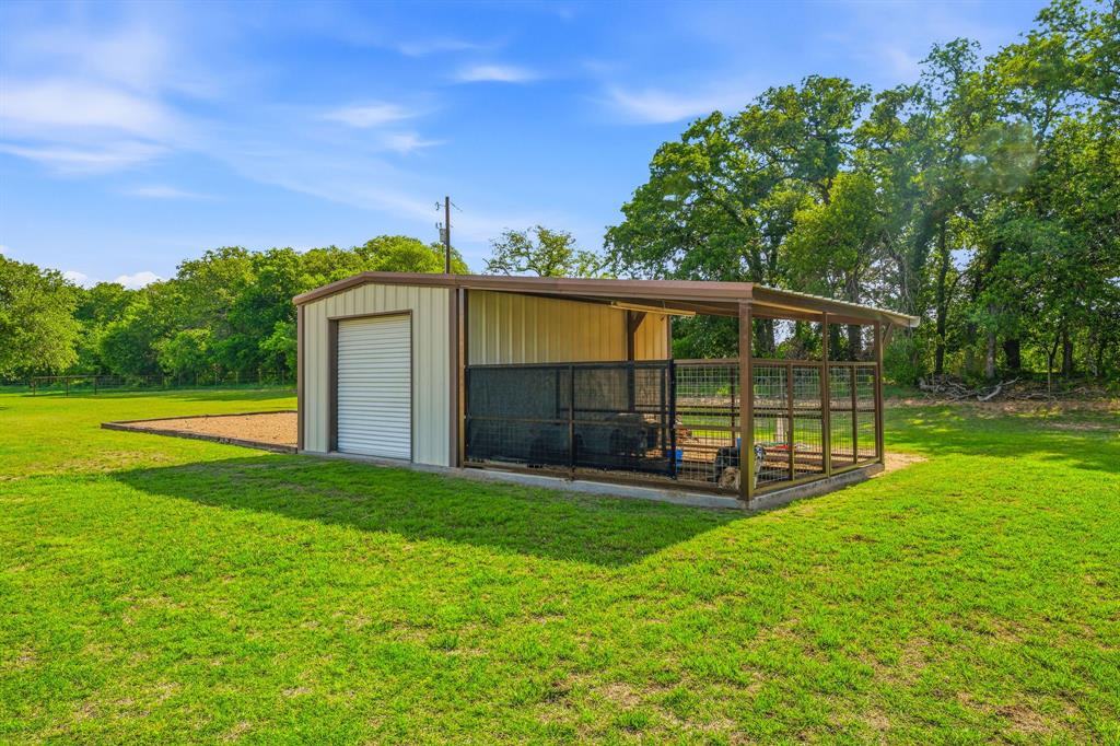 2548 Fm 1496 Property Photo 25