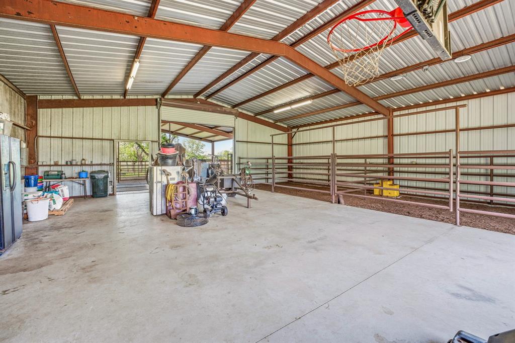 2548 Fm 1496 Property Photo 28