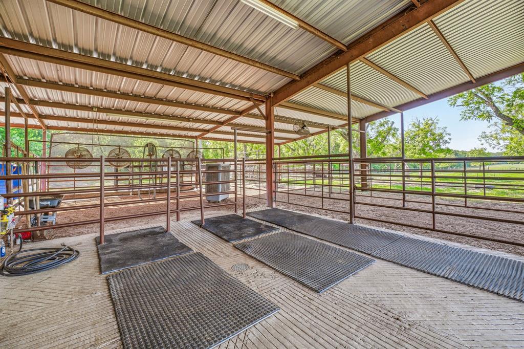 2548 Fm 1496 Property Photo 31
