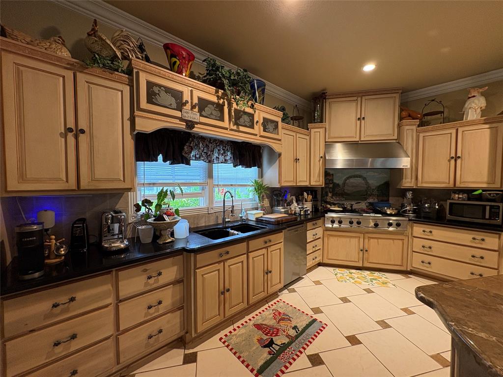 6529 Asher Road Property Photo 22