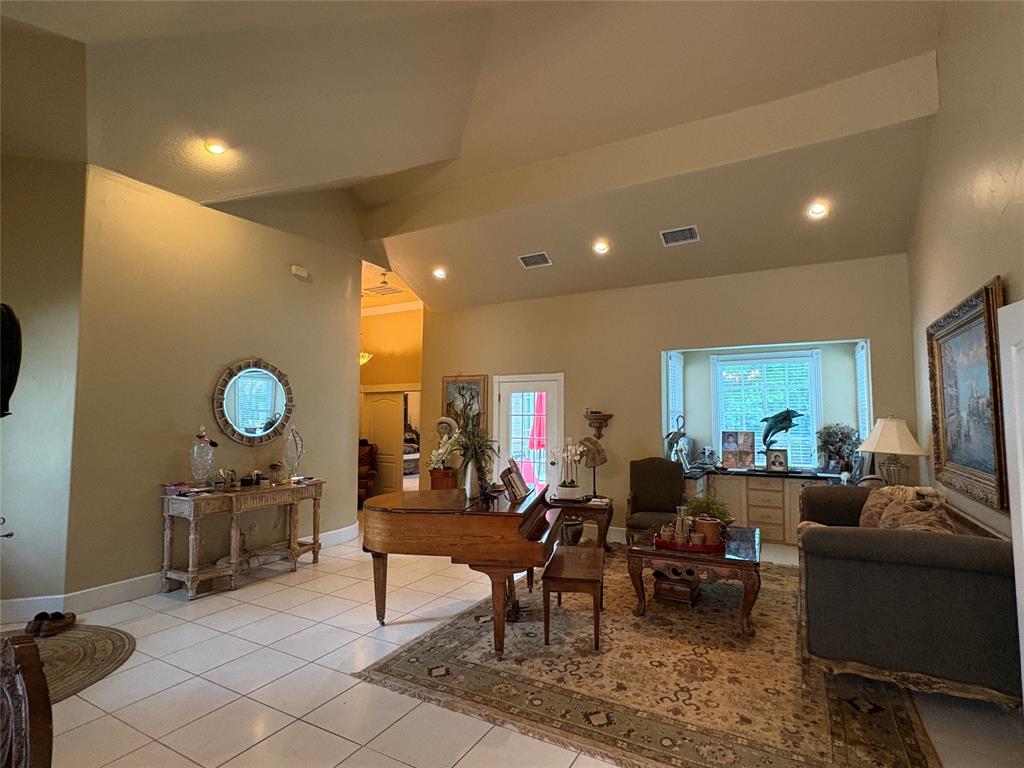 6529 Asher Road Property Photo 33
