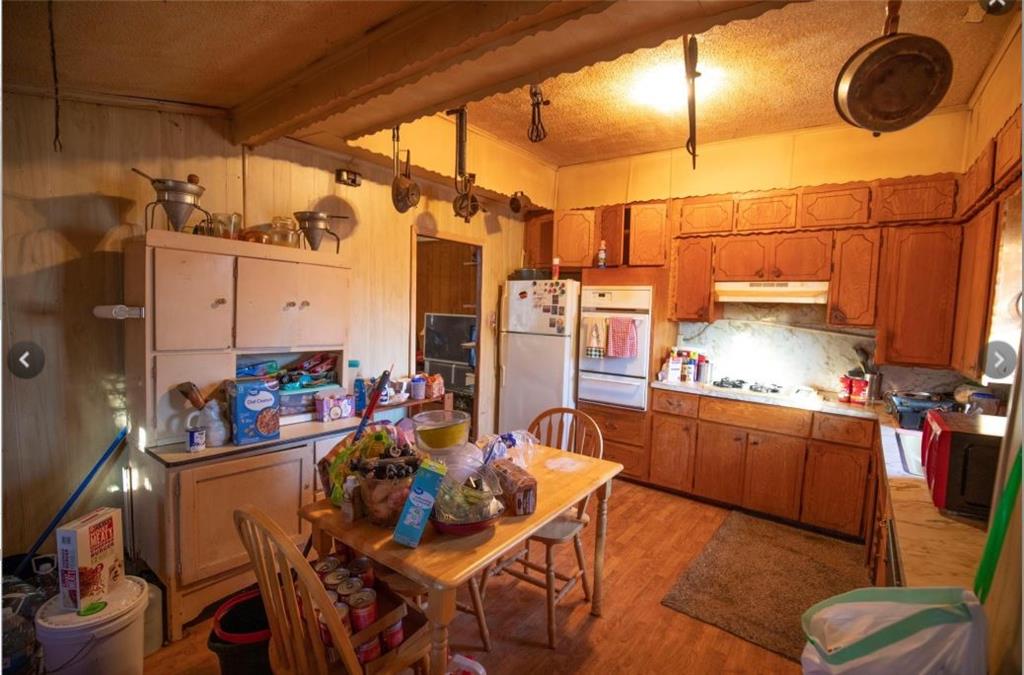 307 W Spruce Street Property Photo 2