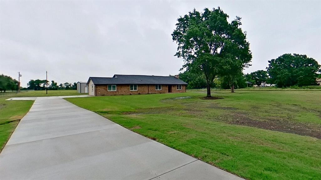 423 Fm 2377 Property Photo 1