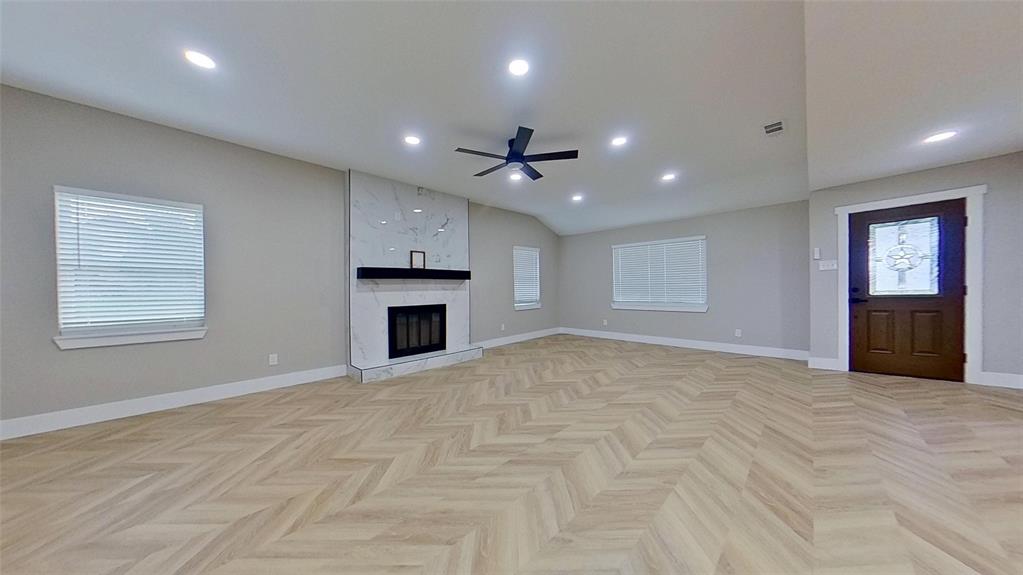 423 Fm 2377 Property Photo 17
