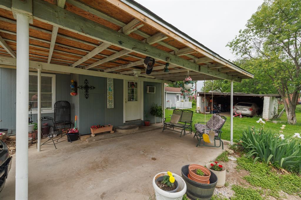 308 W 5th Street Property Photo 29