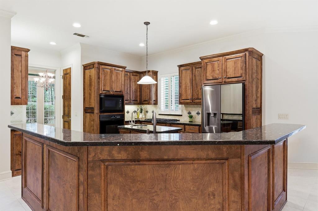 970 Crystal Cove Property Photo 11