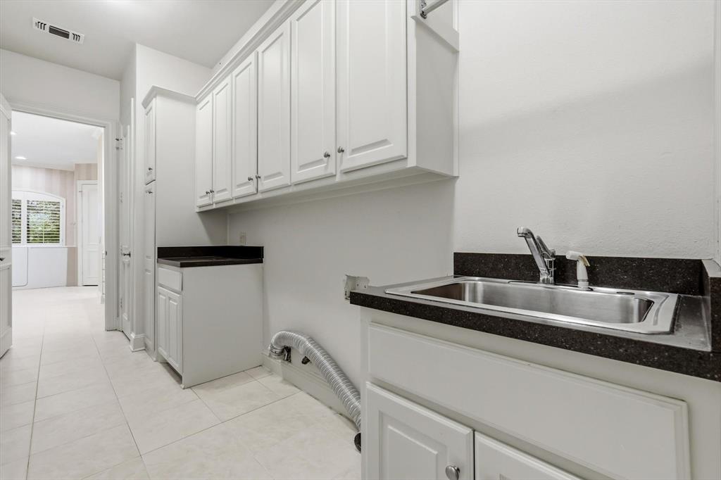970 Crystal Cove Property Photo 17