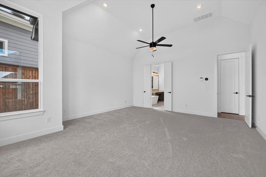2533 Domingo Drive Property Photo 10