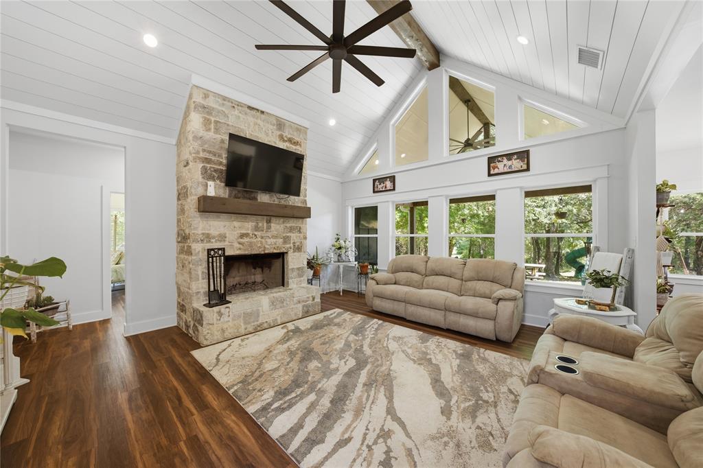 7600 County Road 1500 Property Photo 1