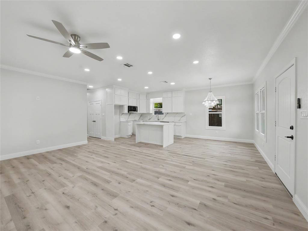 1211 E Cannon Street Property Photo 7