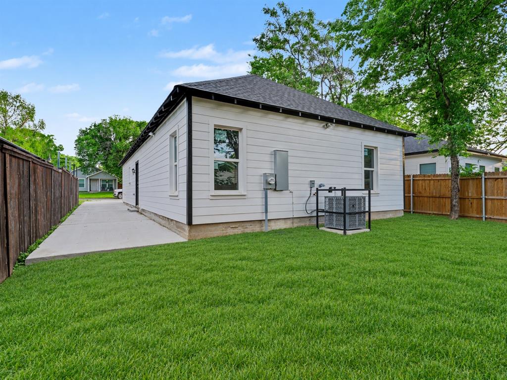 1211 E Cannon Street Property Photo 17