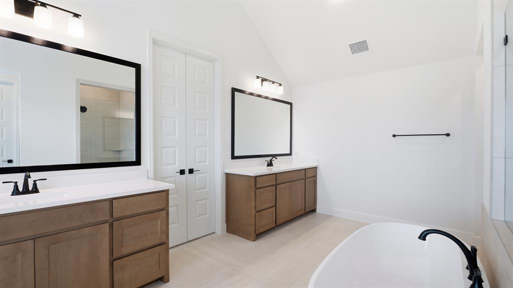 7333 Saker Street Property Photo 15
