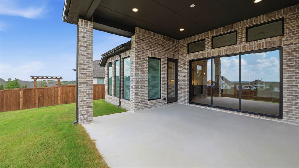 7333 Saker Street Property Photo 16