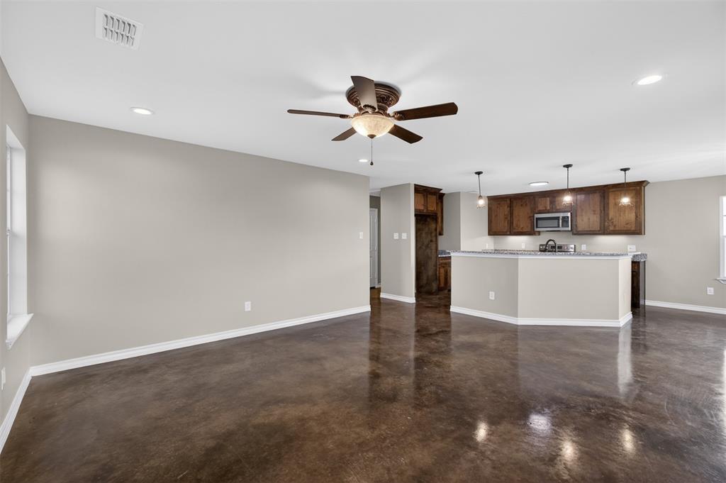 330 Fm 3147 Property Photo 4