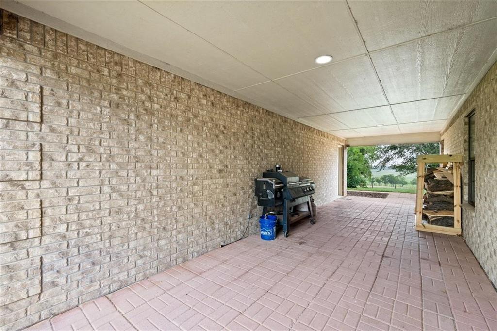 719 Private Road 897 Property Photo 36