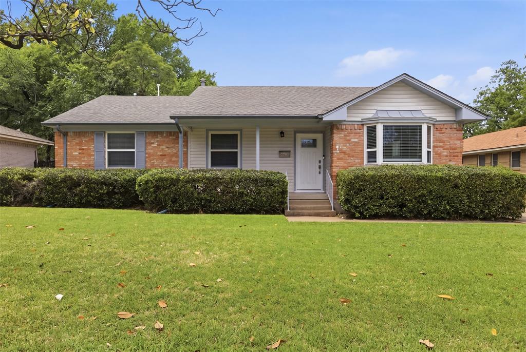 4419 Abrams Road Property Photo 1