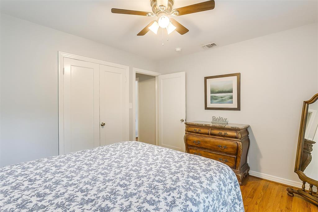 4704 Collinwood Avenue Property Photo 14