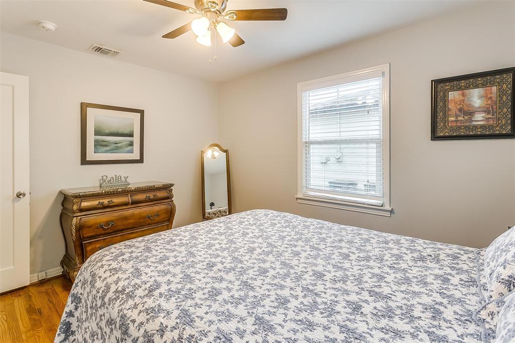 4704 Collinwood Avenue Property Photo 15