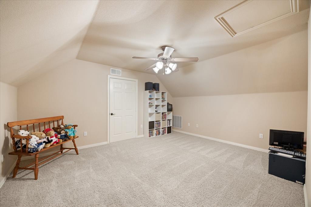 7404 Fox Fire Court Property Photo 29