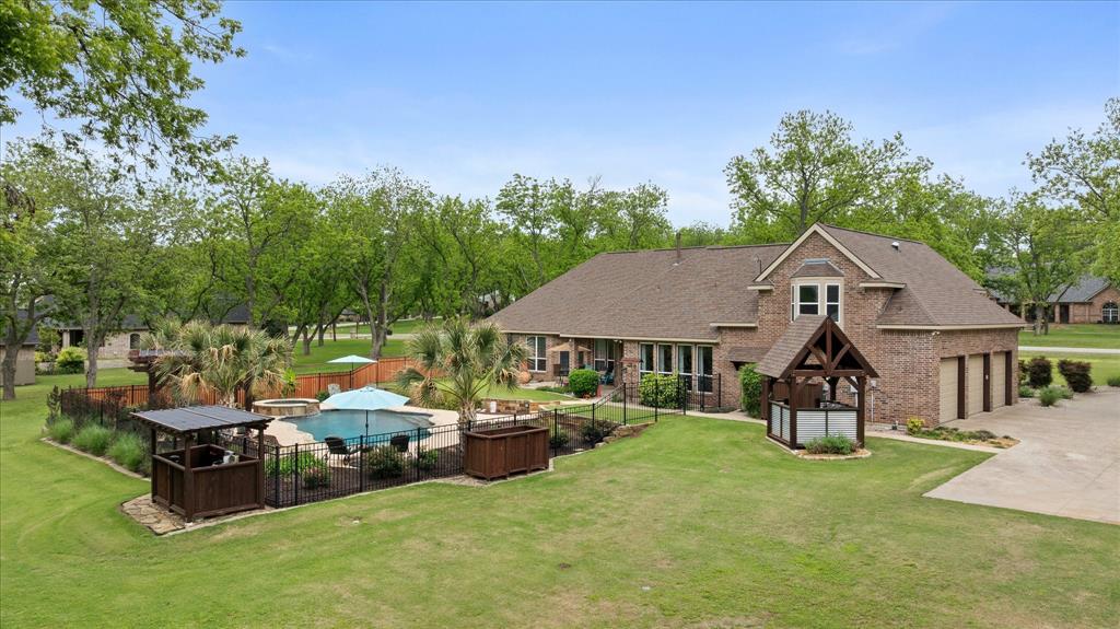 7404 Fox Fire Court Property Photo 38
