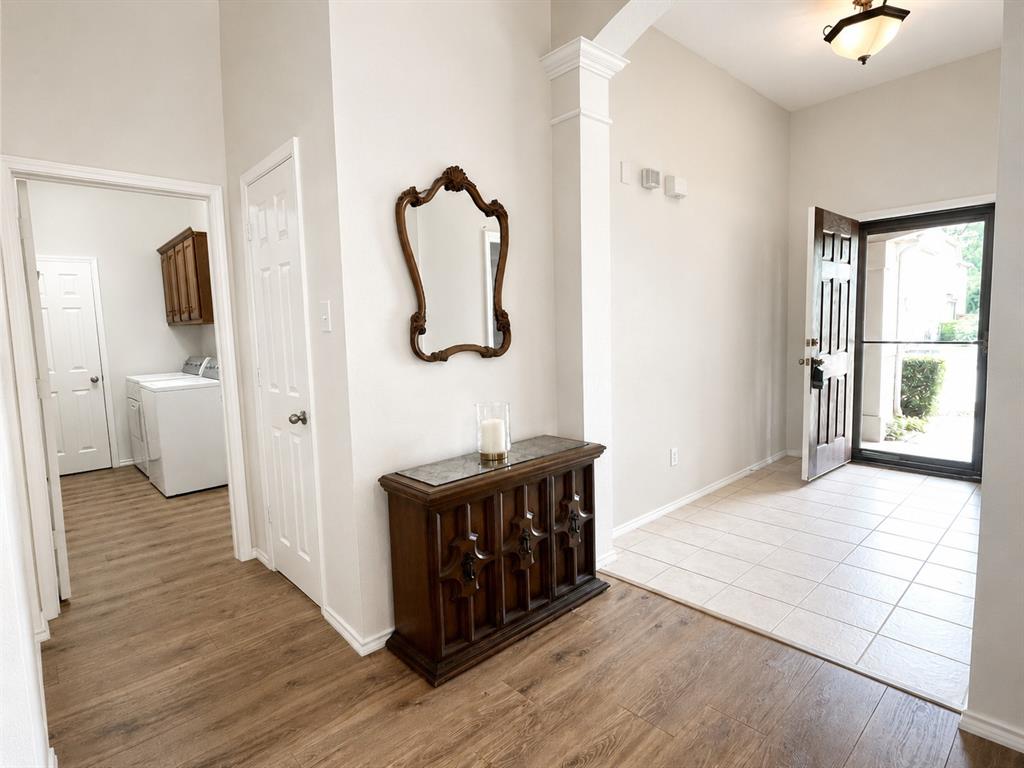 609 Lake Point Drive Property Photo 16