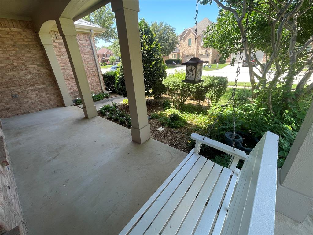 609 Lake Point Drive Property Photo 27