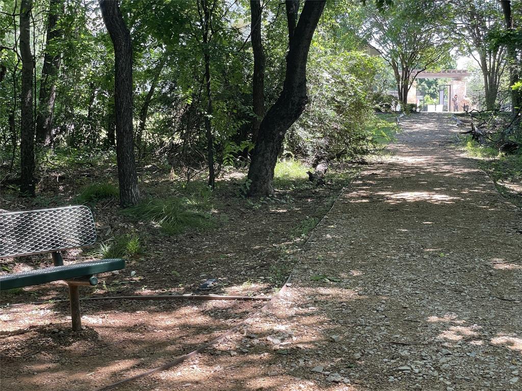 609 Lake Point Drive Property Photo 35