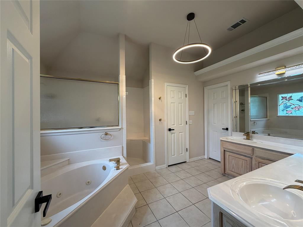 8816 Cleburne Highway Property Photo 13