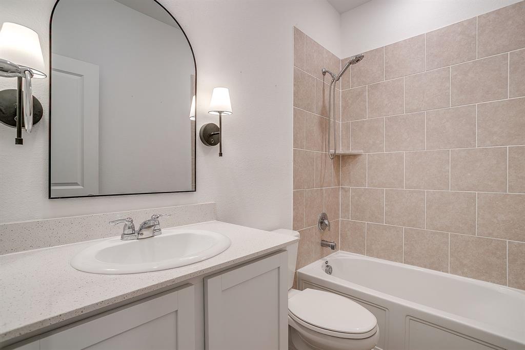 1605 River Crossing Drive Property Photo 31