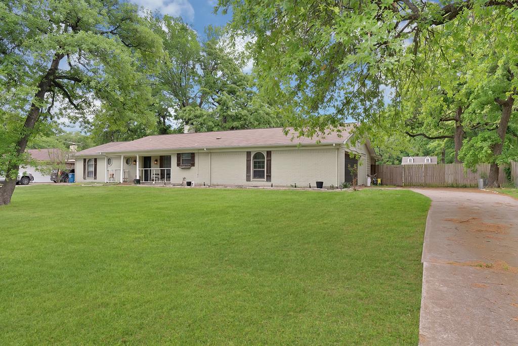 126 Oak Lane Property Photo 1