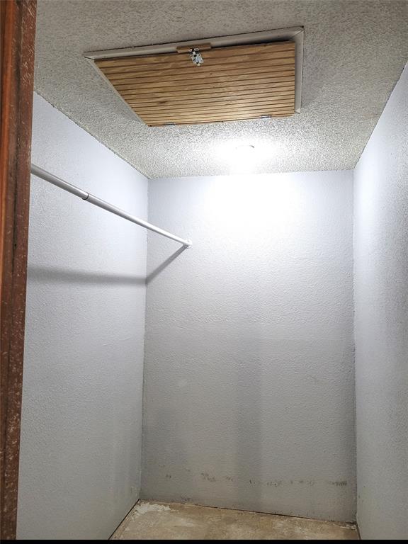 410 Sw 22nd Property Photo 33