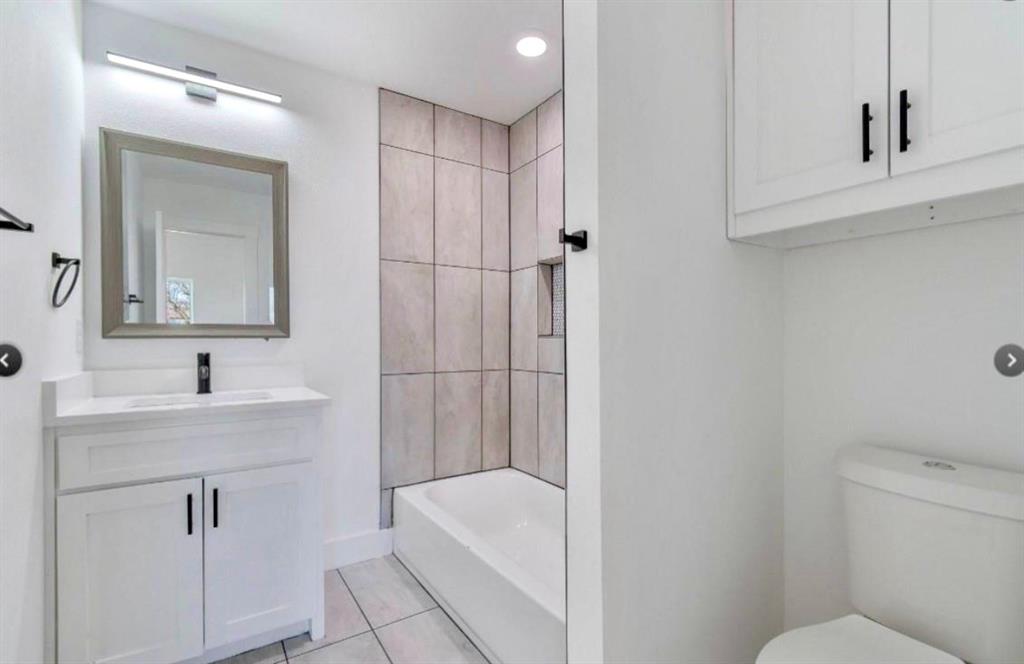 2113 Wright Street A Property Photo 12