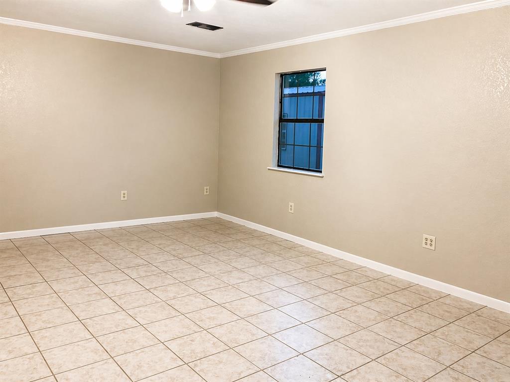 6960 Fm 937 Property Photo 8