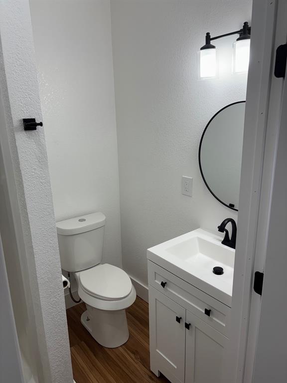 200 S Hillcrest Avenue Property Photo 8