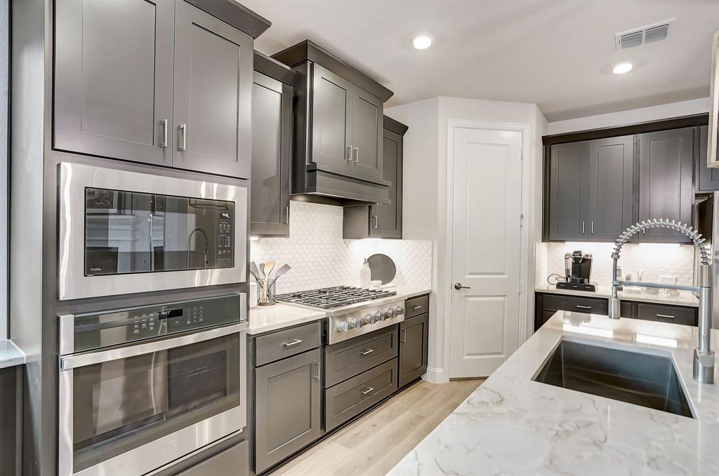 2040 Bluestem Road Property Photo 3