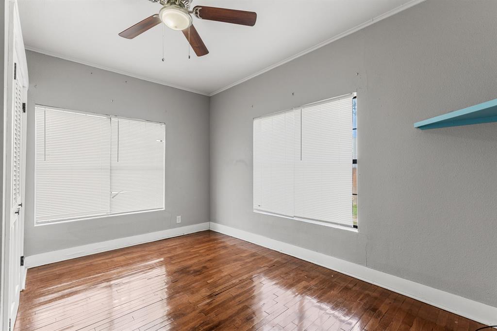 707 N River Street Property Photo 25
