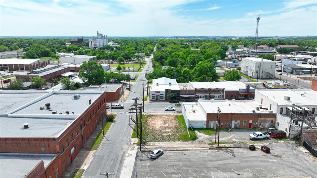 225 E Houston Street Property Photo 1