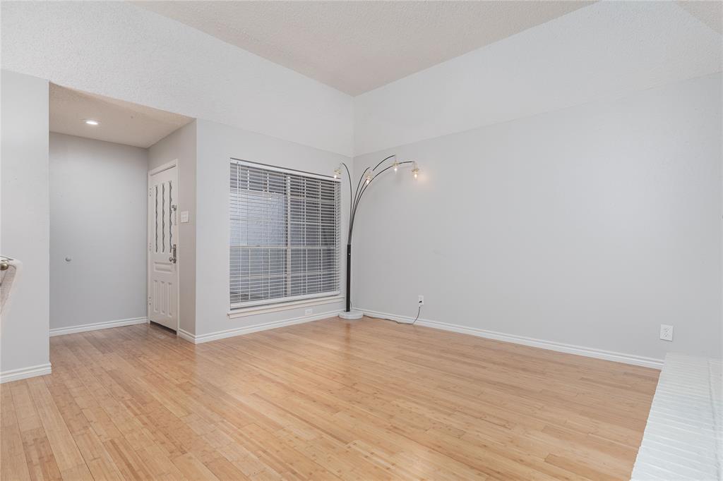 9142 Emberglow Lane Property Photo 4