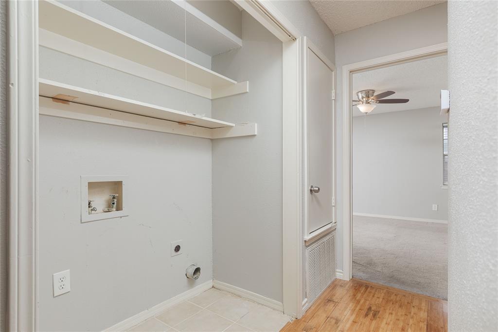 9142 Emberglow Lane Property Photo 15
